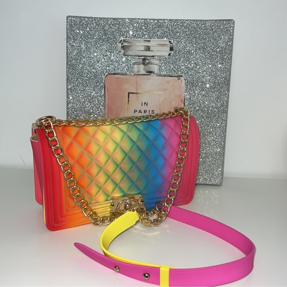 Fashion Rainbow Quilted Bag 🌈 - Picture 2 of 4
